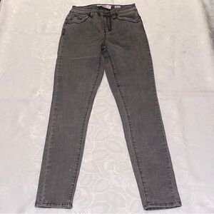 YMI Wanna Betta Butt JEANS Women's Gray Skinny Jeans